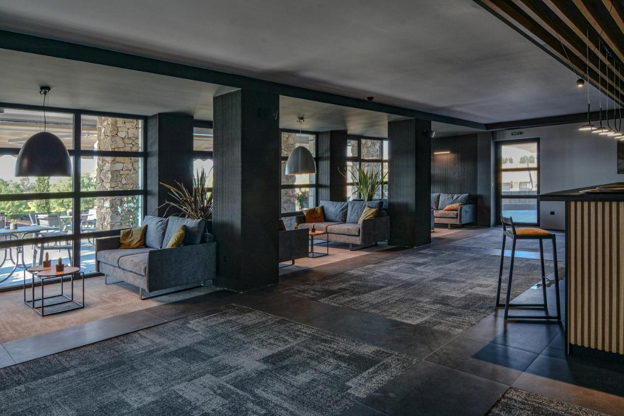 Boutique Hotel By Blacksearama Balchik Bagian luar foto